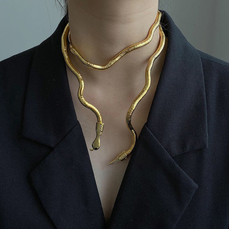 Bilandi Abstract Snake Necklace