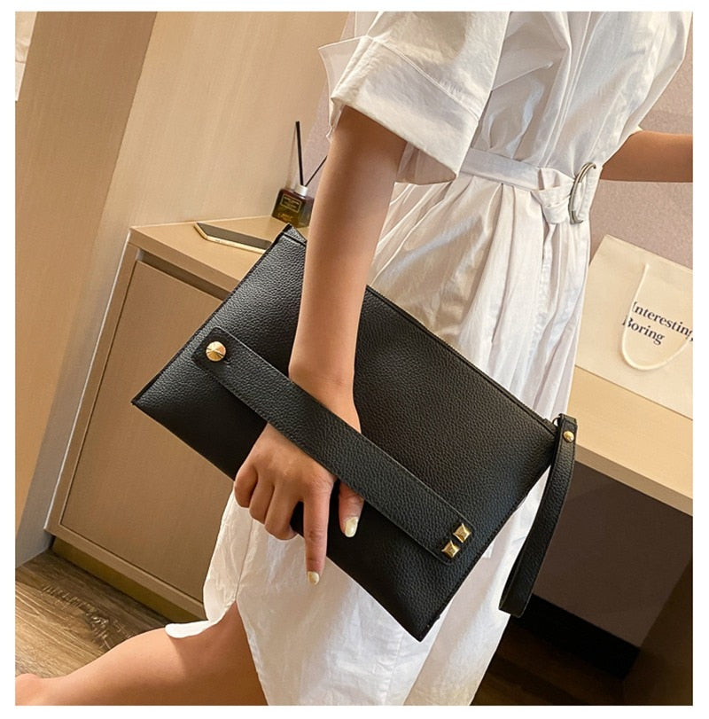 Florence Luxury Handle Clutch Purse