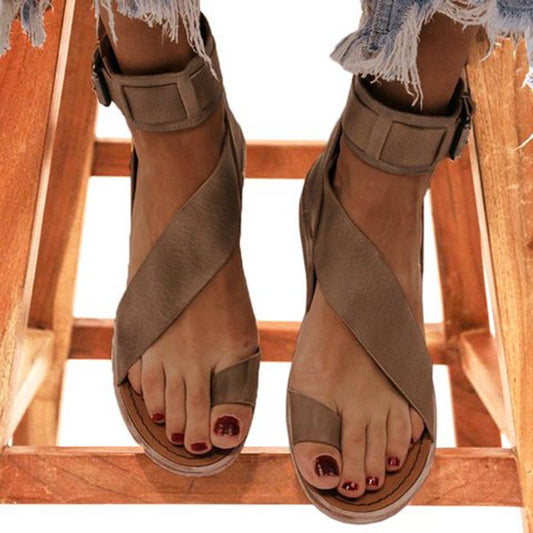 Mu Open-Toe Flat Sandals